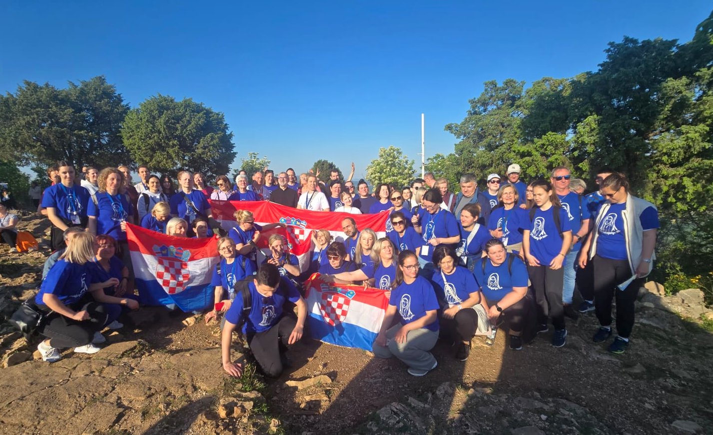 Hrvati izvan domovine